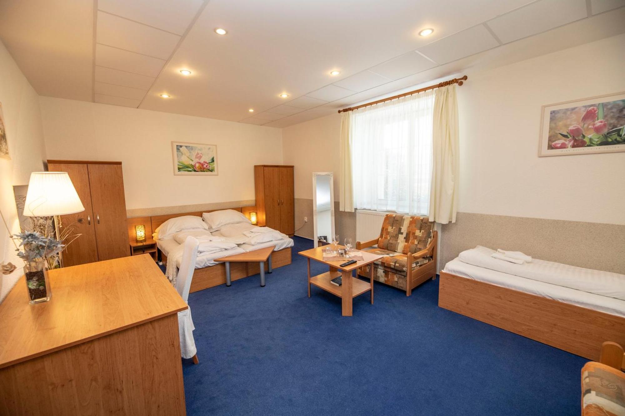 Hotel Allvet Drnovice  Kültér fotó