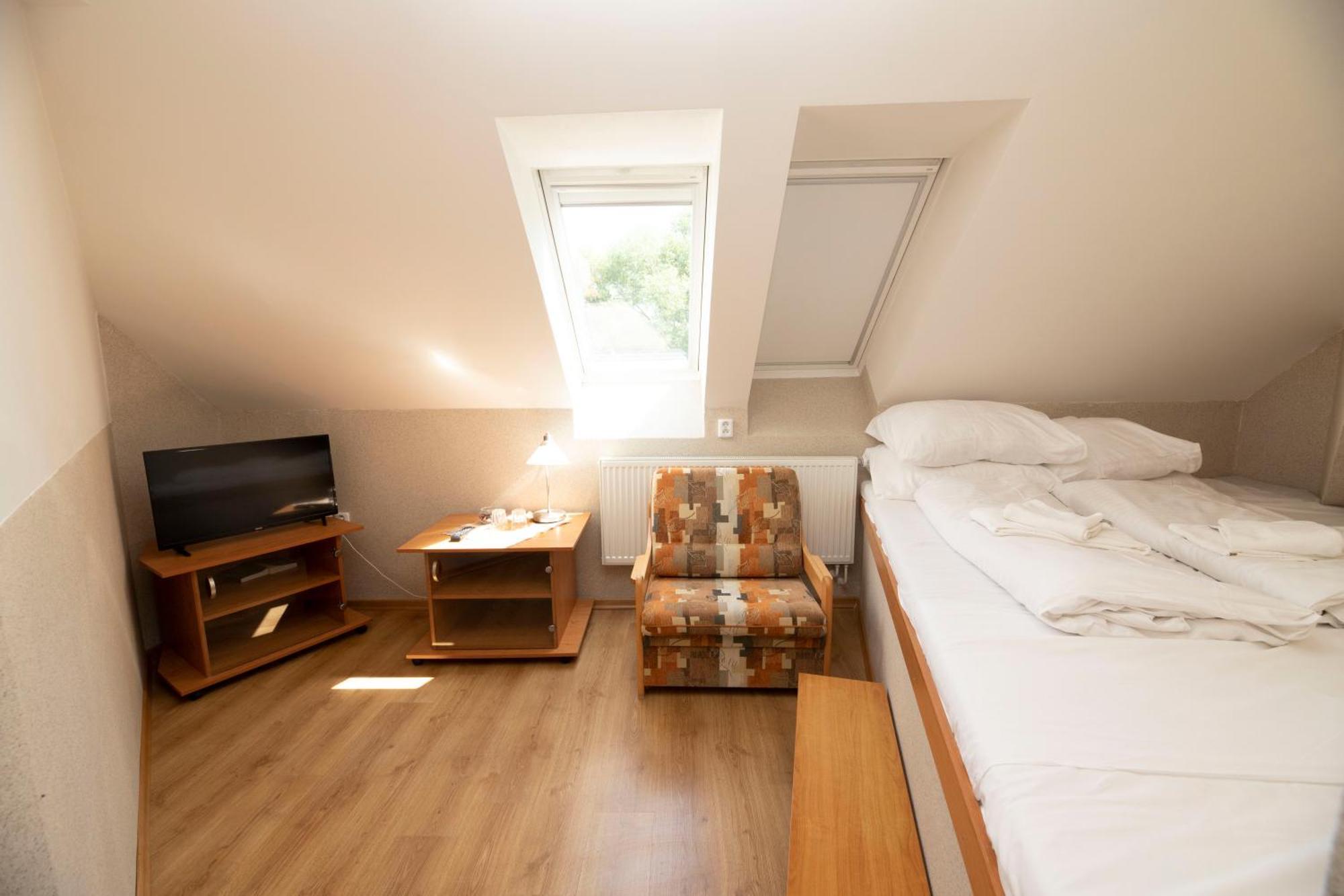 Hotel Allvet Drnovice  Kültér fotó