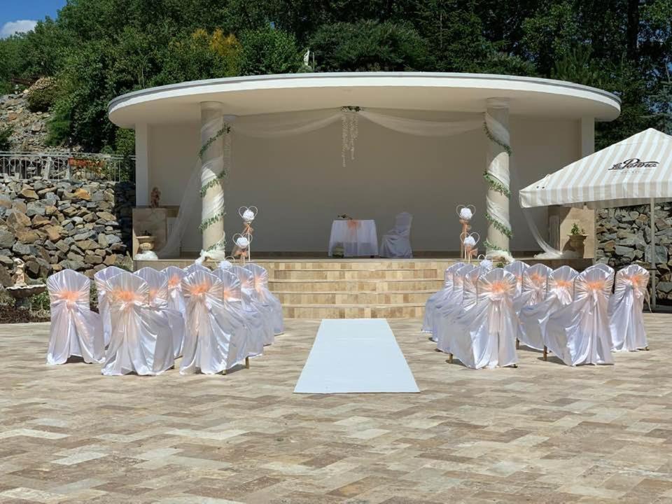 Hotel Allvet Drnovice  Kültér fotó